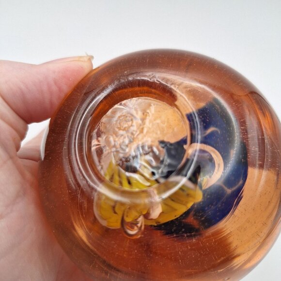 OGLEBAY WHEELING WEST VIRGINIA BLOOMING FLOWER SWIRL ROUND GLASS PAPERWEIGHT - Picture 6 of 10